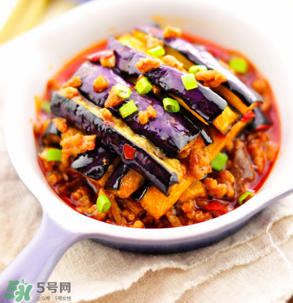 茄子把煮水能治咳嗽嗎？茄子怎么做好吃？