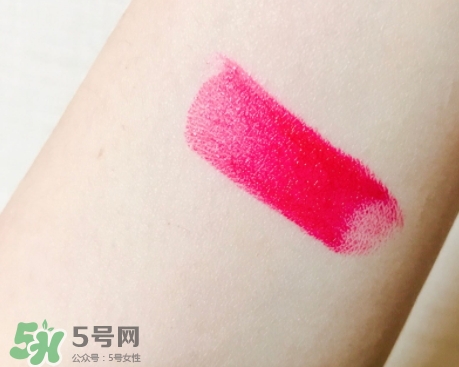 蘭蔻菁純唇膏小紅色是什么顏色？蘭蔻小紅色好看嗎