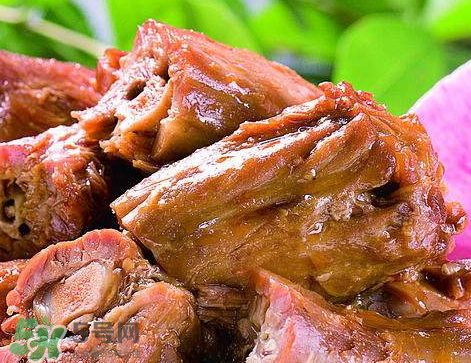 鴨脖熱量高嗎？一根鴨脖子的熱量是多少？