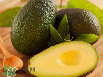 牛油果硬得能吃嗎？孕婦吃牛油果注意事項(xiàng)
