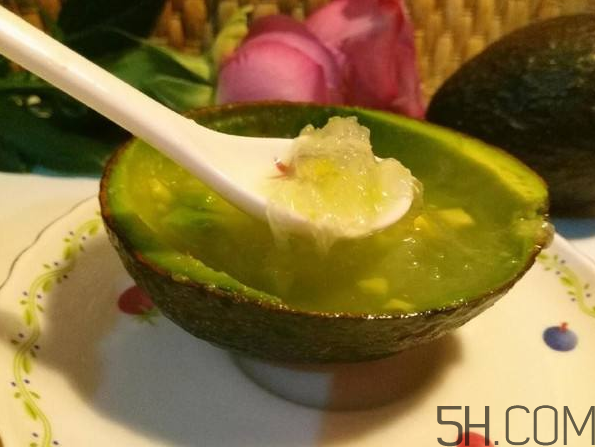 牛油果和香蕉能一起吃嗎？牛油果的核怎么吃最好？