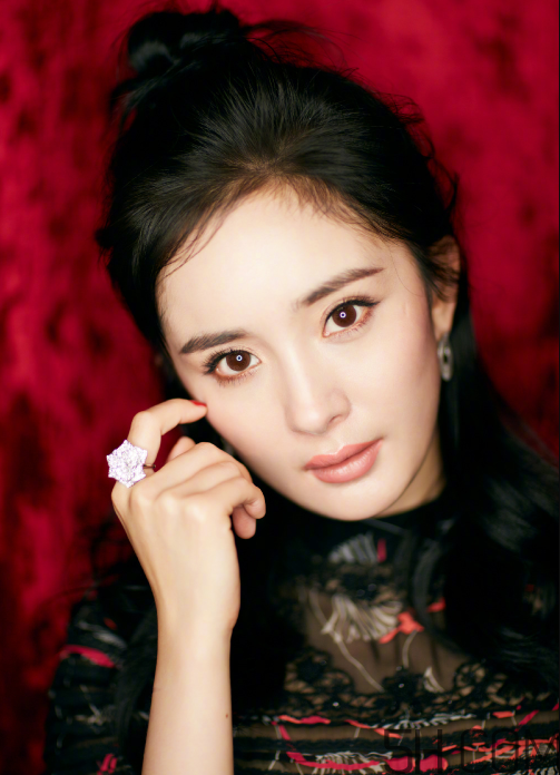 去眼袋手術(shù)有什么風(fēng)險(xiǎn)？去眼袋手術(shù)有什么后遺癥？