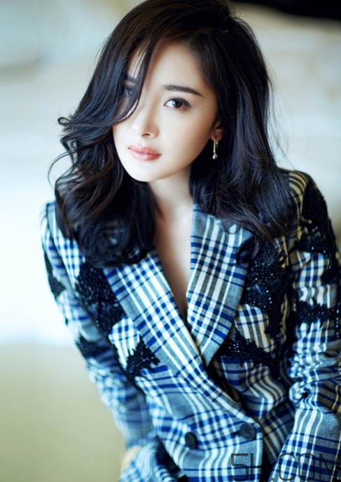 去眼袋手術(shù)需要住院?jiǎn)?？去眼袋手術(shù)恢復(fù)期多久？