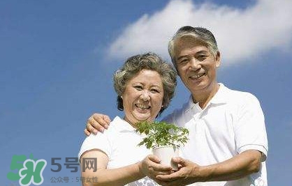 中秋節(jié)送什么給岳父母？中秋節(jié)送什么給公婆