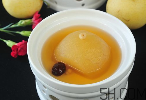 雪梨為什么要加冰糖？冰糖雪梨為什么要放冰糖？