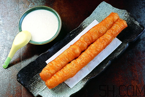 油條可以用微波爐加熱嗎？油條怎么加熱？