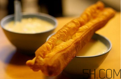 油條可以用微波爐加熱嗎？油條怎么加熱？