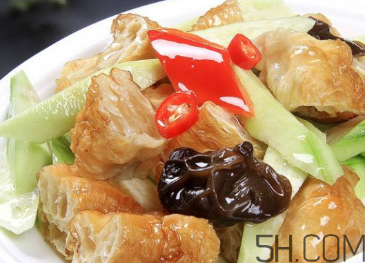 油條和什么炒好吃？油條可以炒什么菜？