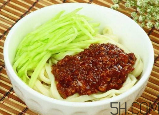 炸醬面用什么醬好？炸醬面可以用甜面醬嗎？