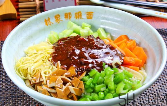 炸醬面用什么醬好？炸醬面可以用甜面醬嗎？