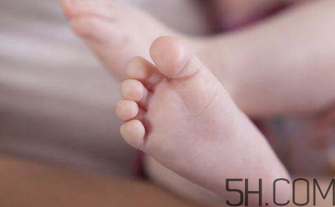 大蒜泡酒可以治腳氣嗎？治腳氣的方法有哪些？