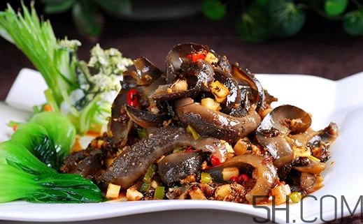 海參能和西紅柿一起吃嗎？海參和什么一起吃最好？