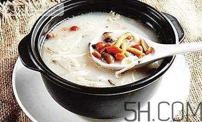 蘑菇和海參能一起吃嗎？蘑菇海參湯的做法