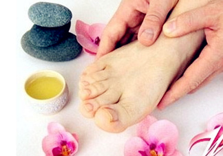 大蒜泡酒可以治腳氣嗎？治腳氣的方法有哪些？