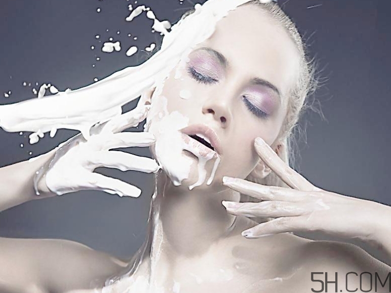 早上喝牛奶會長高嗎？早上喝牛奶會變白嗎？