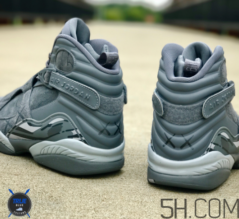 kaws與air jordan 8聯(lián)名實(shí)物什么樣？