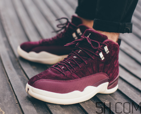air jordan 12 bordeaux紅酒配色上腳效果怎么樣？