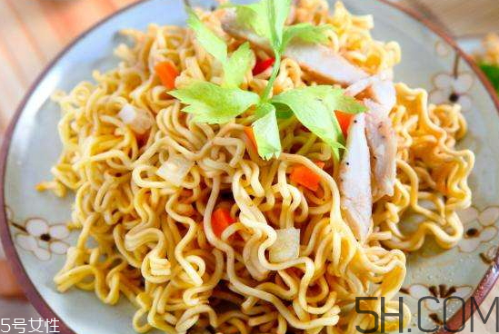 炒面為什么會粘鍋？炒面怎么不粘鍋？