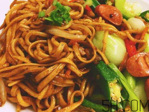 炒面用什么醬油？炒面用什么調(diào)料最香？