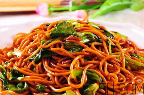 吃炒面會(huì)上火嗎？炒面吃多了好嗎？