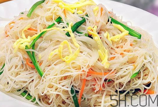 吃炒面會(huì)胖嗎？炒面熱量高嗎？