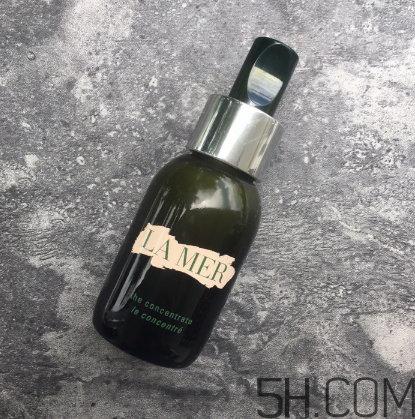 海藍之謎濃縮修護精華露怎么用？使用方法