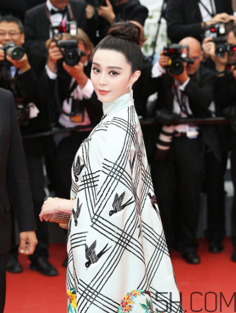 豐唇多少錢(qián)？豐唇疼嗎？