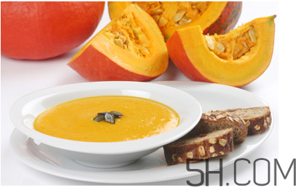 大閘蟹和南瓜一起什么人不適合吃？大閘蟹和南瓜一起吃要怎么辦？