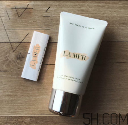 海藍(lán)之謎璀璨凈透潔面泡沫怎么用？使用方法