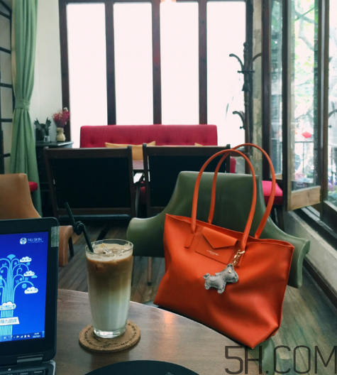 lancaster包是輕奢嗎？lancaster包怎么樣？