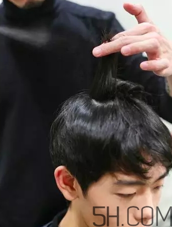 發(fā)蠟塞巴斯汀怎么樣？塞巴斯汀發(fā)蠟怎么用