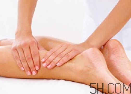 推拿幾天做一次好？推拿能治什么?。?></p><p>3、循環(huán)系統(tǒng)</p><p>高血壓、冠心病、雷諾氏病等</p><p>4、呼吸系統(tǒng)</p><p>上呼吸道感染、慢性支氣管炎等</p><p>5、消化系統(tǒng)</p><p>慢性淺表性胃炎、慢性腹瀉等</p><p>6、泌尿、生殖系統(tǒng)</p><p>前列腺炎、陽痿、痛經(jīng)、月經(jīng)不調(diào)等</p><p>7、五官科</p><p>近視、慢性過敏性鼻炎、慢性咽喉炎等</p><p>推拿在消除疲勞、延緩衰老、減輕肥胖、治療更年期綜合征、皮膚美容等的臨床研究中，出現(xiàn)了新興治療優(yōu)勢，相信簡、便、易、廉，無副作用的推拿療法會受到越來越多的人的接受和使用。</p><p style=