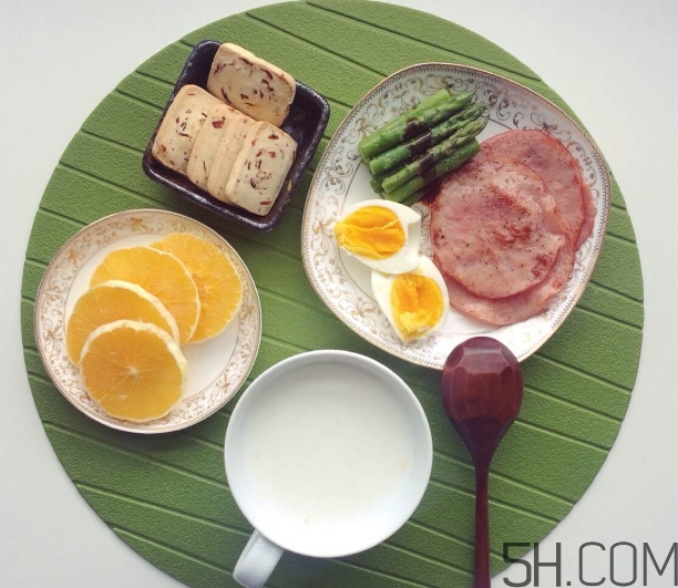 牛奶和螃蟹能一起吃嗎？牛奶和什么不能一起吃？