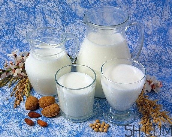 牛奶和螃蟹能一起吃嗎？牛奶和什么不能一起吃？