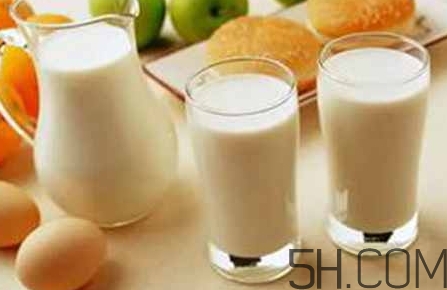 高鈣奶真的補(bǔ)鈣嗎？吃什么補(bǔ)鈣最快最好？