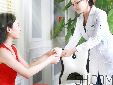 宮外孕會來月經(jīng)嗎？宮外孕試紙能測出嗎