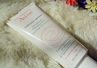 雅漾舒緩特護(hù)潔面乳怎么樣？好用嗎？