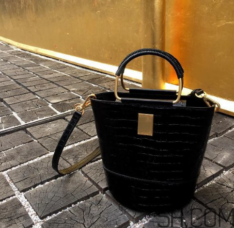 couronne包包怎么樣？couronne雙肩包多少錢？