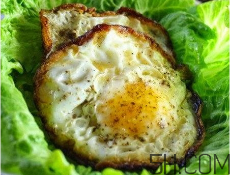 荷包蛋為什么發(fā)黑？荷包蛋發(fā)黑能吃嗎？