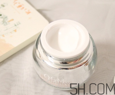 歐詩(shī)漫素顏霜怎么用_使用方法 歐詩(shī)漫素顏霜怎么用_使用方法