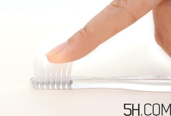 孕婦牙刷什么牌子好？孕婦前三個月注意事項