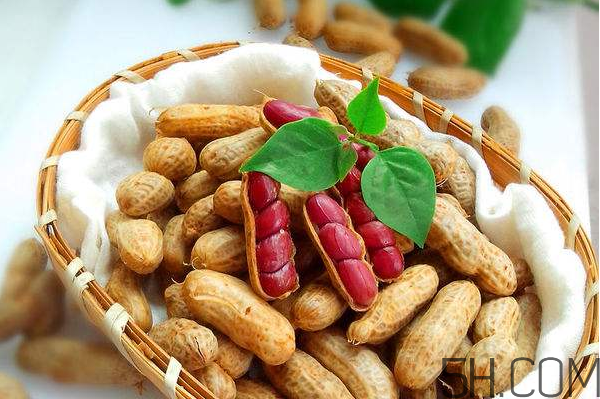 孕婦臨產(chǎn)前的準(zhǔn)備工作有哪些？孕婦吃花生的好處