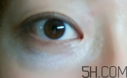 眼霜過(guò)期了可以用嗎？眼霜的保質(zhì)期