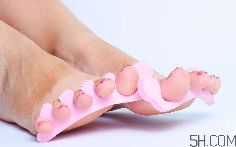 腳氣不治有什么后果?腳氣不治會(huì)自己好嗎?