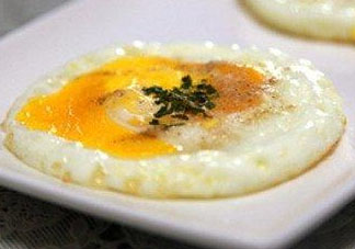 炒雞蛋可以放醋嗎？煎雞蛋可以放醋嗎？