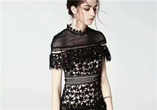 self-portrait什么價位？self-portrait裙子貴嗎？