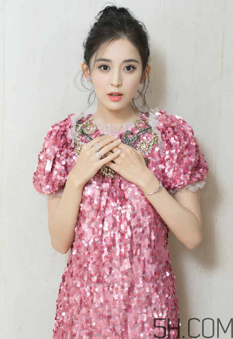 地包天可以做烤瓷牙嗎？地包天可以整牙嗎？