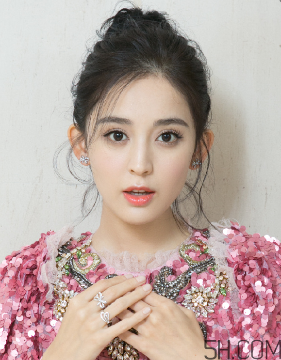 嘟嘟唇是打玻尿酸嗎？嘟嘟唇是怎么做的？