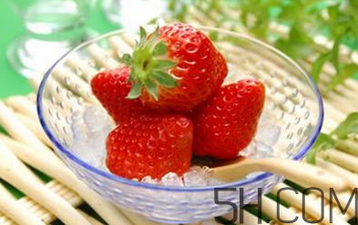 來月經(jīng)可以吃草莓嗎？草莓可以放冰箱保存嗎？