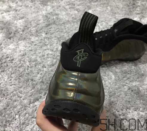 nike air foamposite one legion green全息噴什么時(shí)候發(fā)售？